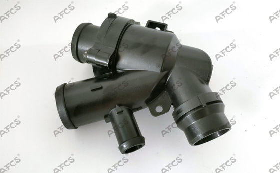 LR035124 LR032135 Engine Coolant Thermostat Housing For Land Rover Discovery 3.0l