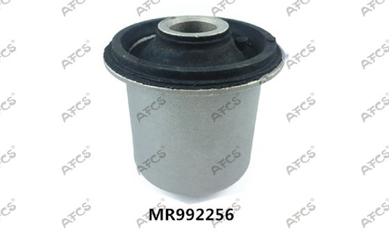 OEM MR992256 ISO9001 Lower Arm Car Suspension Bushing